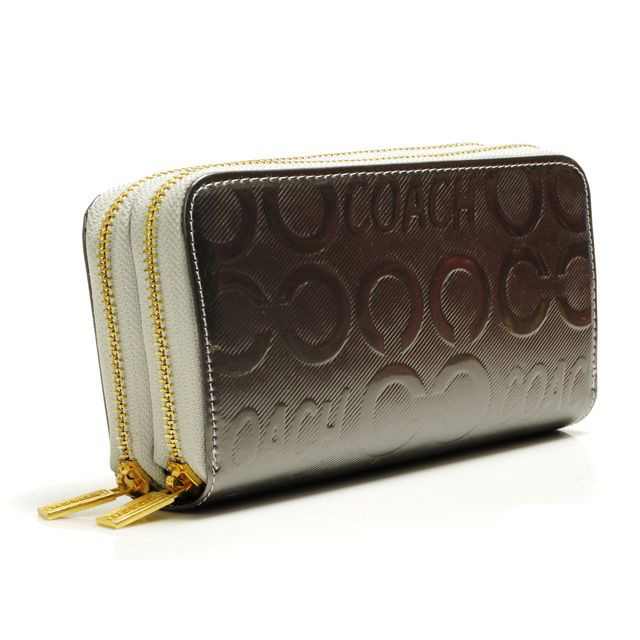 Coach In Signature Large Silver Wallets ARV